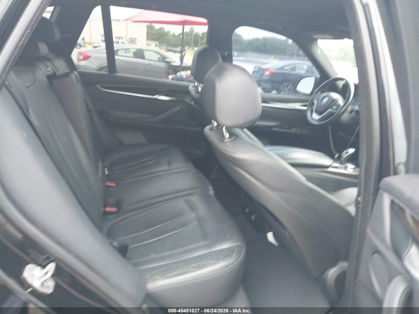 2018 BMW X5 VIN 5UXKR2C55J0X10321 IAAI salvage auction — REAR END, Salvage Title, sold $4,450 on 2026-07-23 (photo 8)