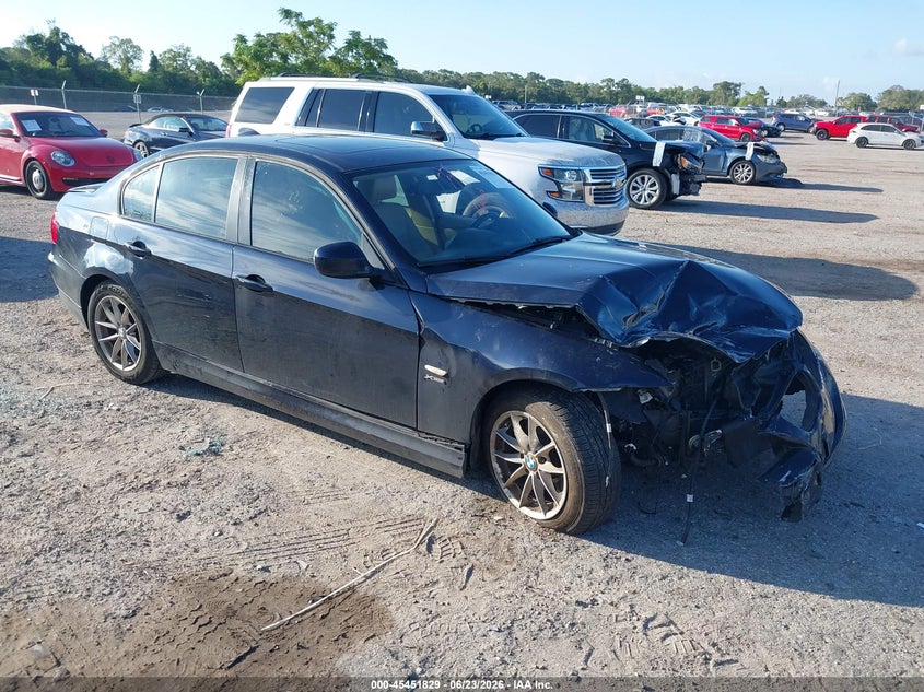 2010 BMW 3er VIN WBAPK7C5XAA461613 IAAI salvage auction — FRONT & REAR, Rebuildable (Florida), sold $300 on 2026-07-08 (photo 1)