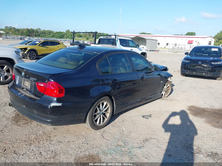2010 BMW 3er VIN WBAPK7C5XAA461613 IAAI salvage auction — FRONT & REAR, Rebuildable (Florida), sold $300 on 2026-07-08 (photo 4)