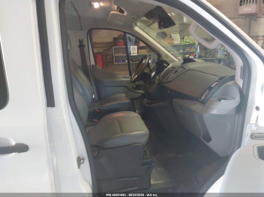 2019 Ford Transit 150 VIN 1FMZK1YM9KKB40274 IAAI salvage auction — NORMAL WEAR, SF97 (Rhode Island), sold $14,850 on 2026-07-23 (photo 5)