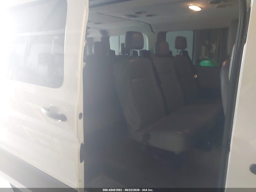 2019 Ford Transit 150 VIN 1FMZK1YM9KKB40274 IAAI salvage auction — NORMAL WEAR, SF97 (Rhode Island), sold $14,850 on 2026-07-23 (photo 8)