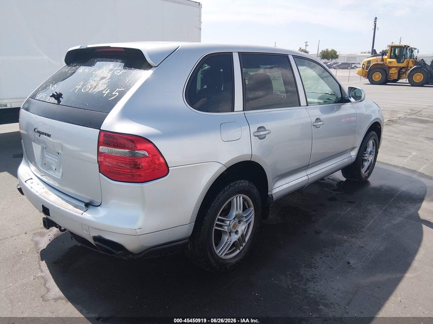 2009 Porsche Cayenne VIN WP1AA29PX9LA01745 IAAI salvage auction — NORMAL WEAR, Clear (Florida), sold $325 on 2026-08-17 (photo 4)