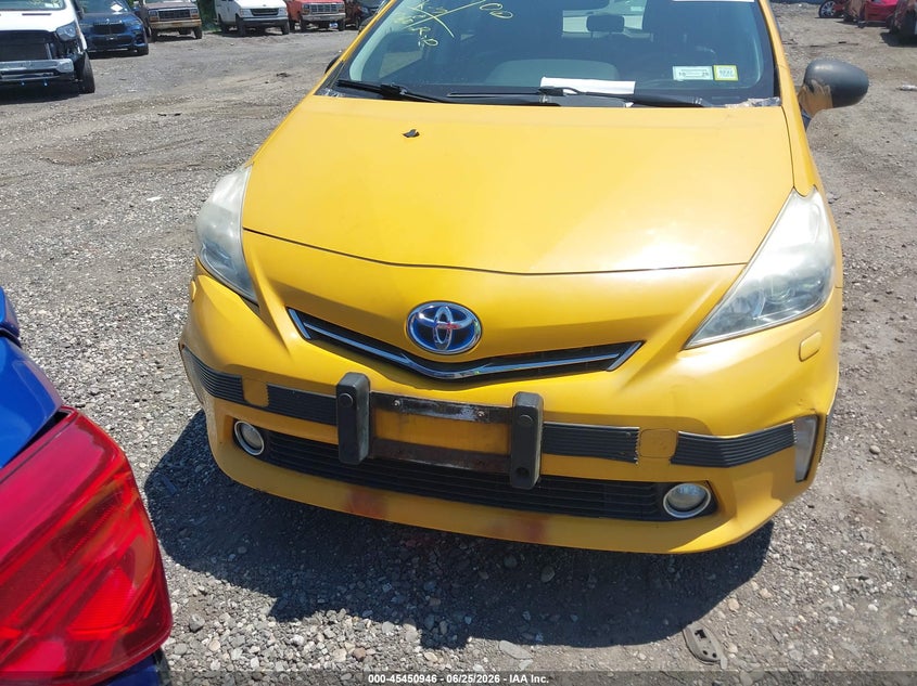 2013 Toyota Prius v VIN JTDZN3EUXD3226590 IAAI salvage auction — NORMAL WEAR, Clear (New York), sold $1,850 on 2026-07-28 (photo 6)