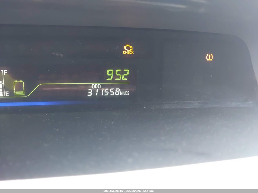 2013 Toyota Prius v VIN JTDZN3EUXD3226590 IAAI salvage auction — NORMAL WEAR, Clear (New York), sold $1,850 on 2026-07-28 (photo 7)