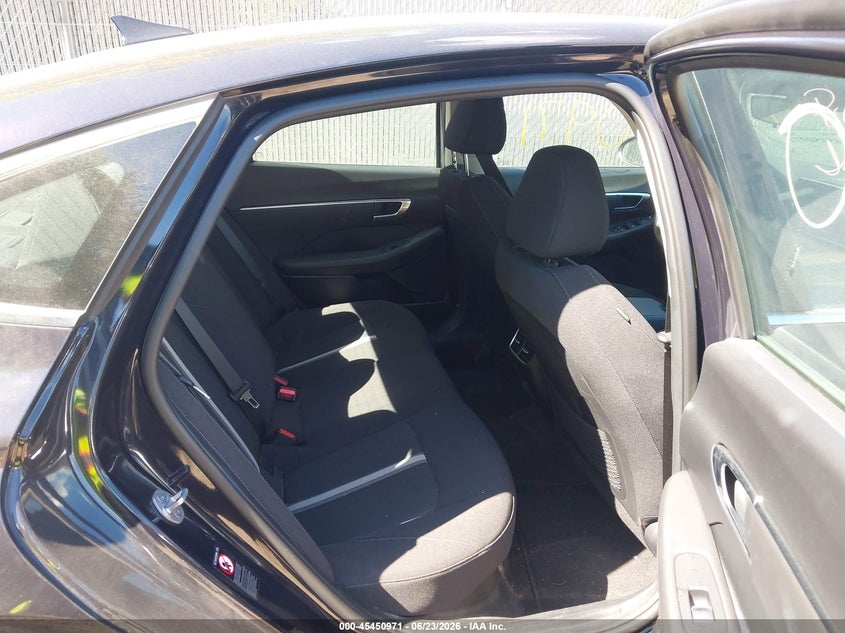 2023 Hyundai Sonata VIN KMHL34JJ0PA068589 IAAI salvage auction — HAIL, Salvage (Wisconsin), sold $6,875 on 2026-07-15 (photo 8)