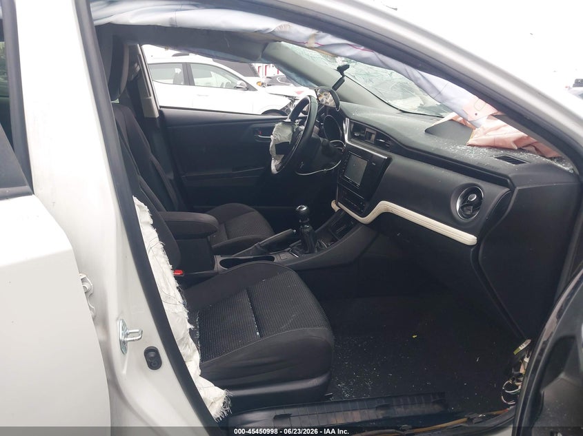 2016 Scion Im VIN JTNKARJE8GJ500704 IAAI salvage auction — ROLLOVER, Salvage Title, sold $425 on 2026-07-23 (photo 5)