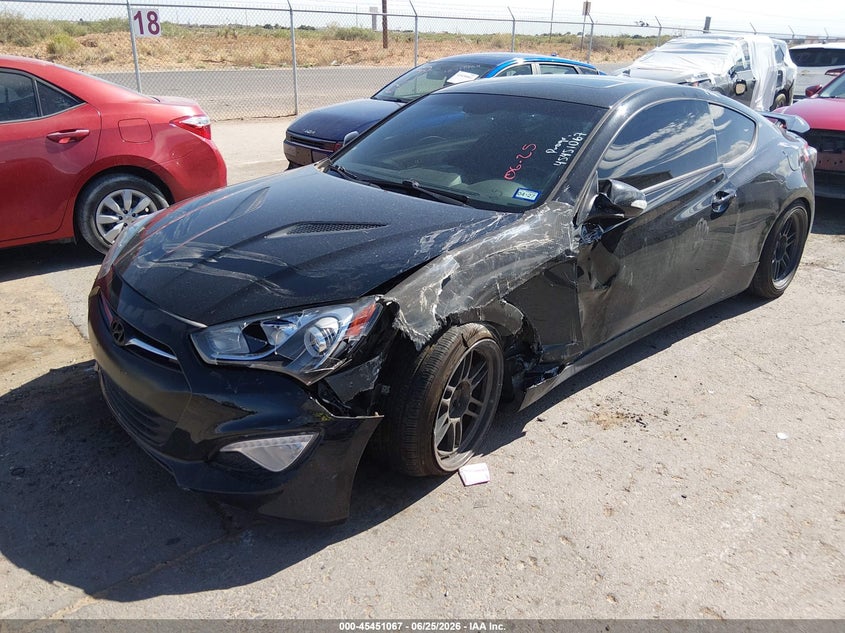2016 Hyundai Genesis VIN KMHHU6KJ1GU133512 IAAI salvage auction — LEFT FRONT, Salvage Title, sold $475 on 2026-07-29 (photo 2)
