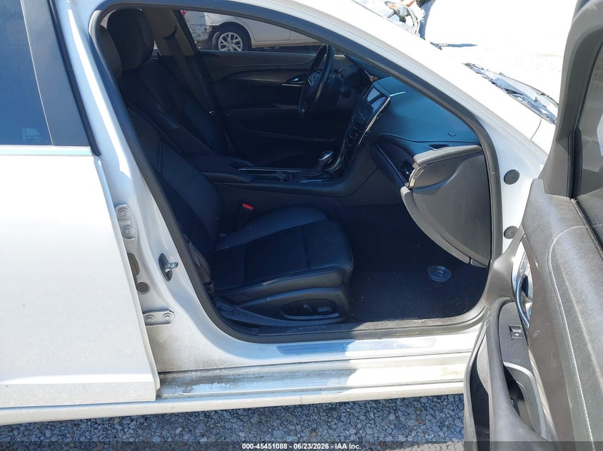 2017 Cadillac Ats VIN 1G6AA5RX6H0178864 IAAI salvage auction — FRONT END, Salvage Title, sold $2,050 on 2026-08-25 (photo 5)