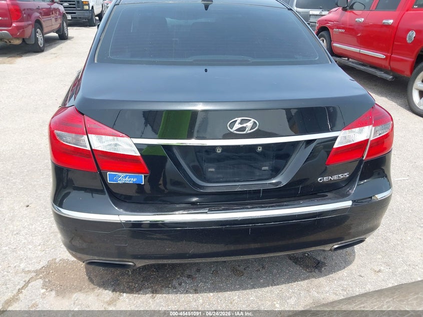 2013 Hyundai Genesis VIN KMHGC4DD2DU229414 IAAI salvage auction — NORMAL WEAR, Original (Texas), sold $1,775 on 2026-07-15 (photo 6)