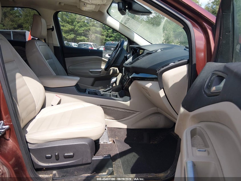 2018 Ford Escape VIN 1FMCU9J93JUB15880 IAAI salvage auction — NORMAL WEAR, Original (New Hampshire), sold $2,550 on 2026-07-11 (photo 3)