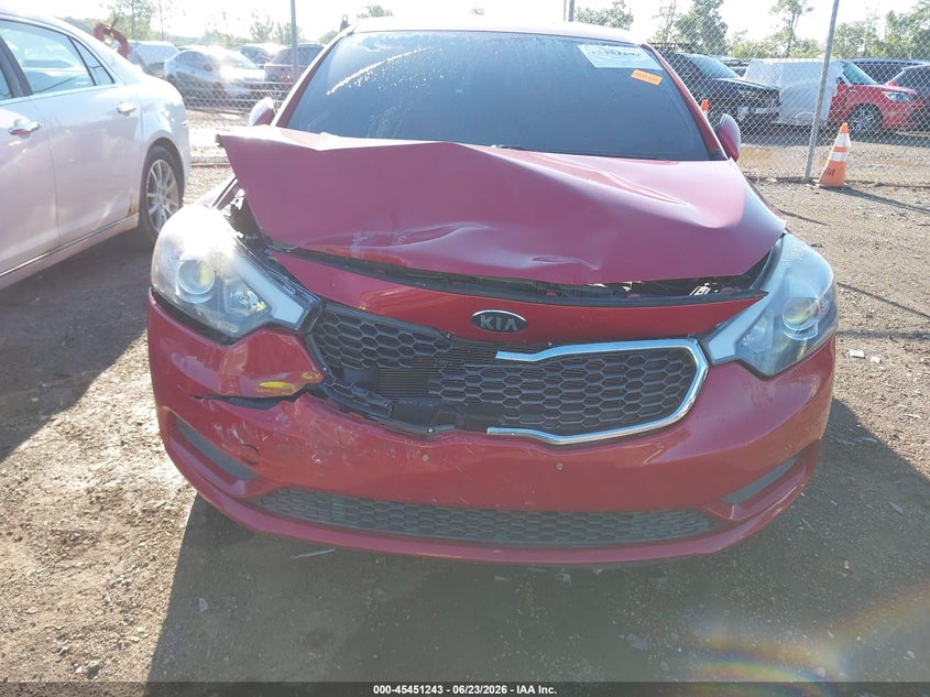 2016 Kia Forte VIN KNAFK4A62G5567979 IAAI salvage auction — FRONT END, Salvage (Ohio), sold $400 on 2026-07-30 (photo 6)