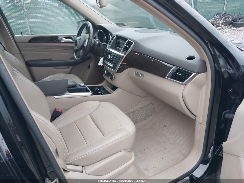 2013 Mercedes-benz M-klasse VIN 4JGDA5HB2DA218714 IAAI salvage auction — LEFT FRONT, Salvage (Pennsylvania), sold $4,800 on 2026-07-11 (photo 5)