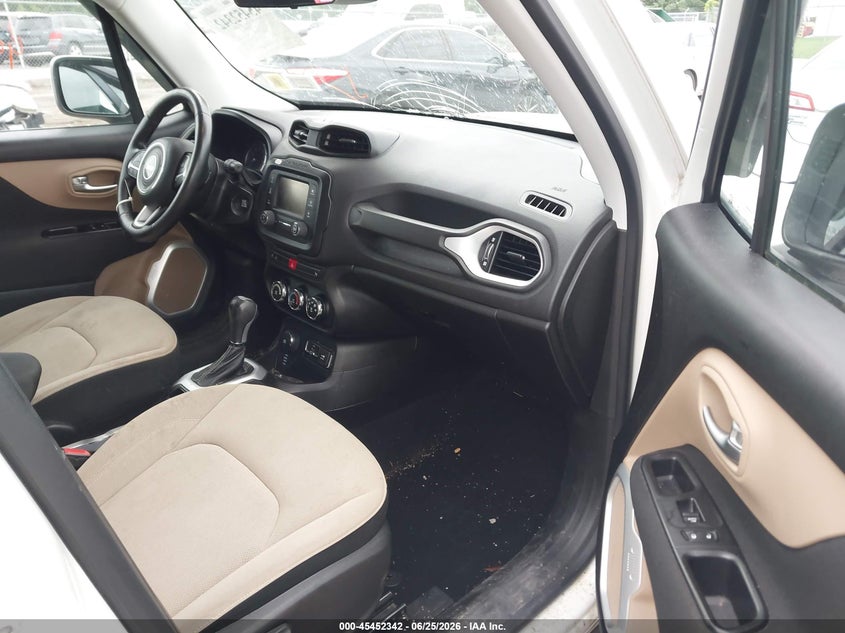 2015 Jeep Renegade VIN ZACCJBBT0FPB62410 IAAI salvage auction — STORM DAMAGE, Salvage Title, sold $900 on 2026-08-04 (photo 5)