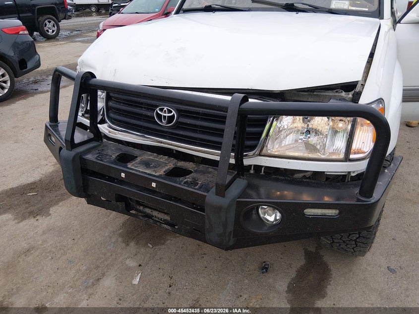 2001 Toyota Land cruiser VIN JTEHT05J012005776 IAAI salvage auction — FRONT END, Mv-907A (New York), sold $25 on 2026-07-29 (photo 6)