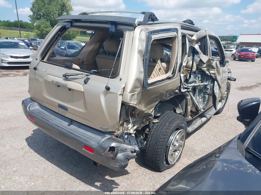 2001 Nissan Pathfinder VIN JN8DR09X31W573582 IAAI salvage auction — ROLLOVER, Non-Repairable (Texas), sold $175 on 2026-08-02 (photo 4)