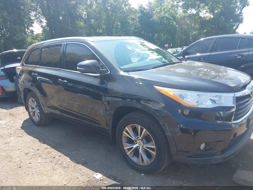 2014 Toyota Highlander VIN 5TDJKRFH6ES033525 IAAI salvage auction — RIGHT REAR, Salvage Title, sold $7,750 on 2026-07-14 (photo 6)