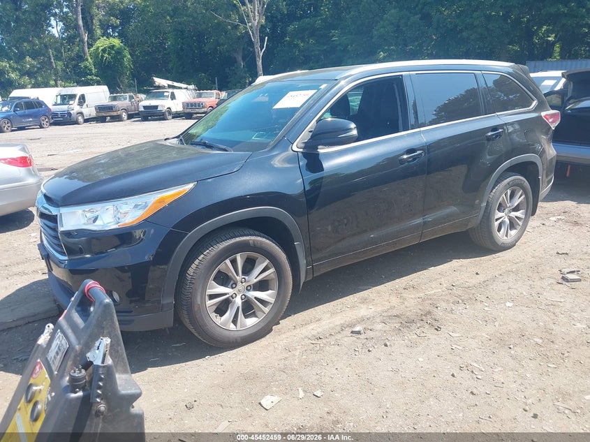 2014 Toyota Highlander VIN 5TDJKRFH6ES033525 IAAI salvage auction — RIGHT REAR, Salvage Title, sold $7,750 on 2026-07-14 (photo 2)