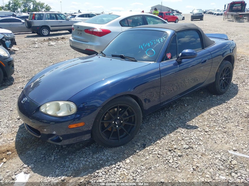 2003 Mazda Mx-5 miata VIN JM1NB353330311771 IAAI salvage auction — RIGHT FRONT, Salvage (Tennessee), sold $800 on 2026-07-16 (photo 2)