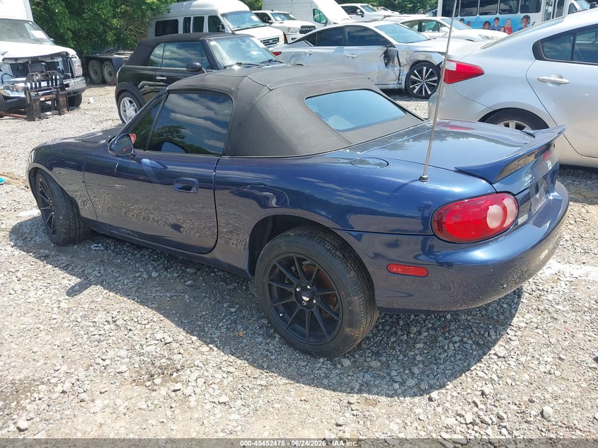2003 Mazda Mx-5 miata VIN JM1NB353330311771 IAAI salvage auction — RIGHT FRONT, Salvage (Tennessee), sold $800 on 2026-07-16 (photo 3)