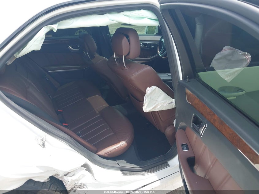 2015 Mercedes-benz E-klasse VIN WDDHF8JB2FB165373 IAAI salvage auction — RIGHT REAR, Mv-907A (New York), sold $2,300 on 2026-07-30 (photo 8)