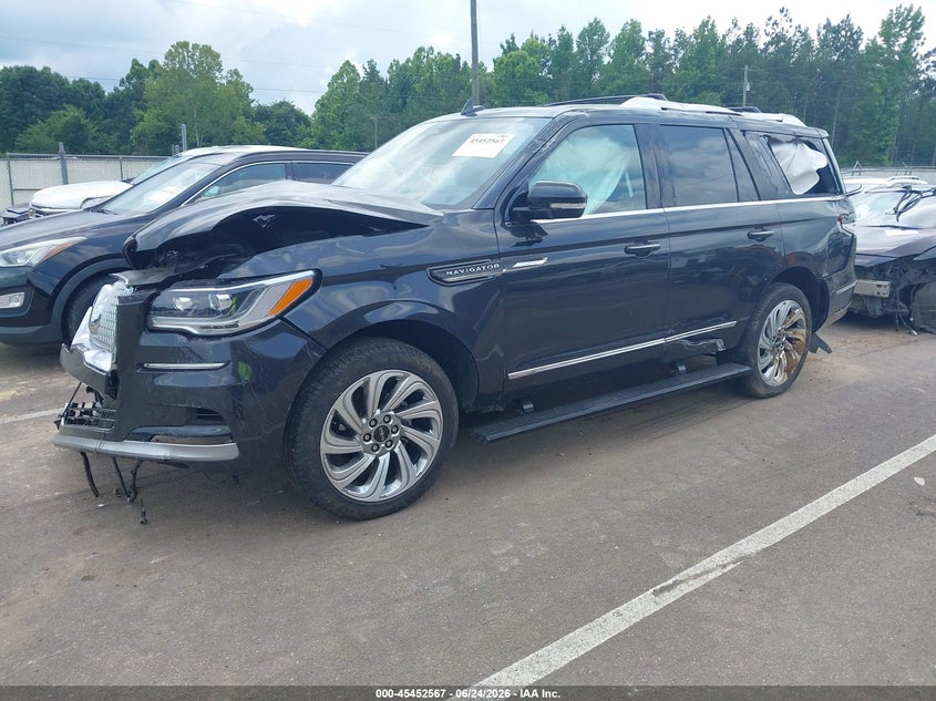 2024 Lincoln Navigator VIN 5LMJJ2LG9REL19153 IAAI salvage auction — ROLLOVER, Salvage Title, sold $12,000 on 2026-07-30 (photo 2)