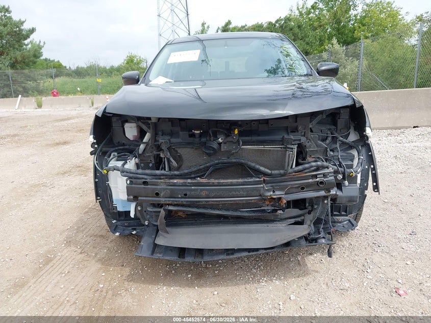 2017 Nissan Rogue VIN KNMAT2MV3HP541754 IAAI salvage auction — FRONT END, Clear (Wisconsin), sold $2,875 on 2026-07-07 (photo 6)