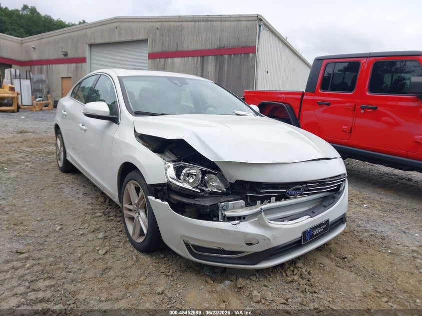 2014 Volvo S60 VIN YV1612FS5E2274814 IAAI salvage auction — FRONT END, Salvage Title, sold $700 on 2026-08-04 (photo 1)