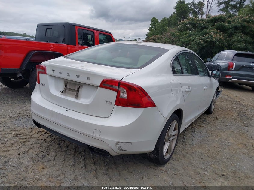 2014 Volvo S60 VIN YV1612FS5E2274814 IAAI salvage auction — FRONT END, Salvage Title, sold $700 on 2026-08-04 (photo 4)