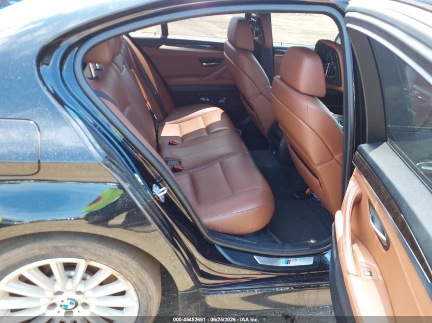 2013 BMW 5er VIN WBAXH5C58DDW15855 IAAI salvage auction — FRONT & REAR, Salvage Title, sold $975 on 2026-09-11 (photo 8)