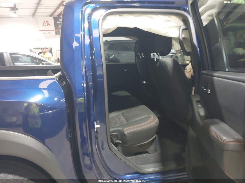2022 Nissan Navara (frontier) VIN 1N6ED1EK6NN677278 IAAI salvage auction — FRONT END, Salvage Title, sold $5,250 on 2026-08-01 (photo 8)