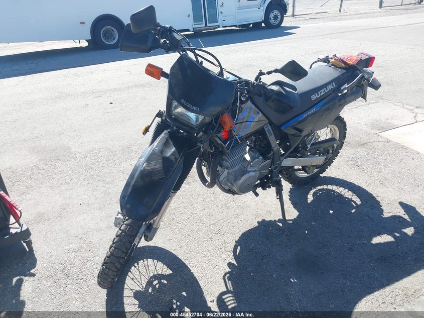 2017 Suzuki VIN JS1SP46A4H2101421 IAAI salvage auction — FRONT END, Salvage Title, sold $1,700 on 2026-07-29 (photo 2)