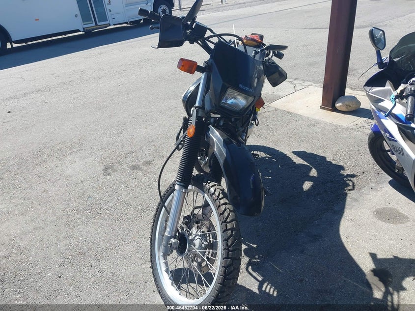 2017 Suzuki VIN JS1SP46A4H2101421 IAAI salvage auction — FRONT END, Salvage Title, sold $1,700 on 2026-07-29 (photo 5)