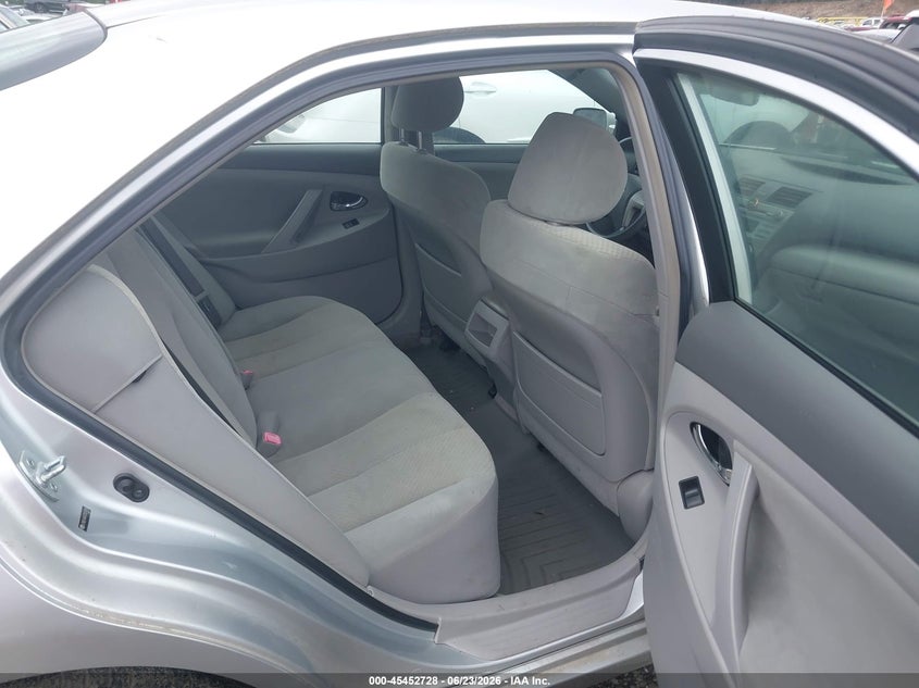 2007 Toyota Camry VIN JTNBE46KX73039385 IAAI salvage auction — NORMAL WEAR, Clear (Massachusetts), sold $675 on 2026-07-17 (photo 8)