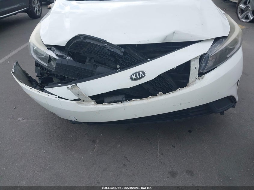 2017 Kia Forte VIN KNAFK5A88H5718221 IAAI salvage auction — FRONT END, Salvage Title, sold $650 on 2026-07-29 (photo 6)