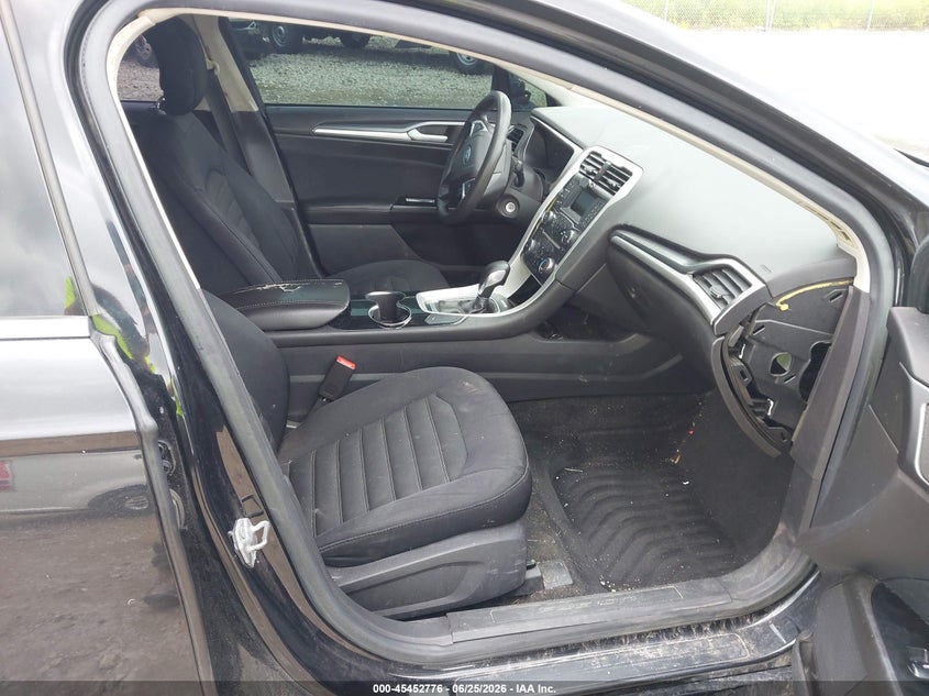2014 Ford Fusion VIN 1FA6P0H70E5375507 IAAI salvage auction — FRONT END, Clear (Wisconsin), sold $275 on 2026-09-30 (photo 5)