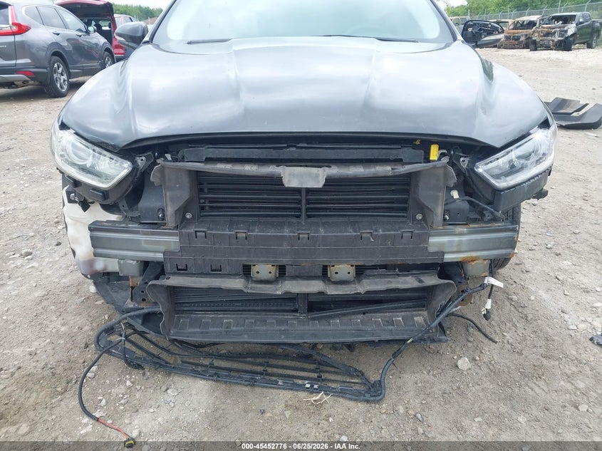 2014 Ford Fusion VIN 1FA6P0H70E5375507 IAAI salvage auction — FRONT END, Clear (Wisconsin), sold $275 on 2026-09-30 (photo 6)
