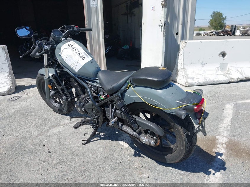 2022 Honda Cm VIN MLHNC5318N5500171 IAAI salvage auction — THEFT, Clear (California), sold $500 on 2026-07-30 (photo 3)