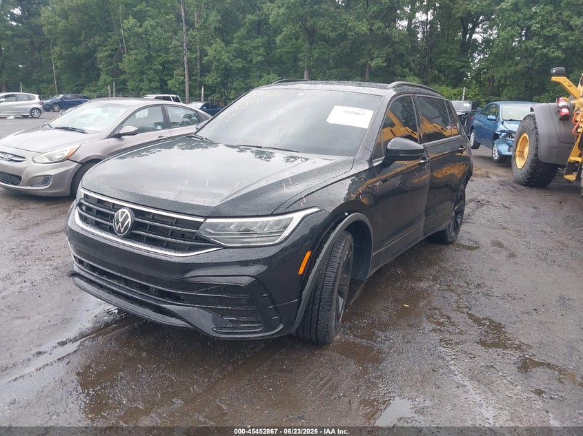 2024 Volkswagen Tiguan VIN 3VV8B7AX8RM033017 IAAI salvage auction — REAR END, Salvage - Greater Than 75% (Maryland), sold $9,900 on 2026-08-28 (photo 2)