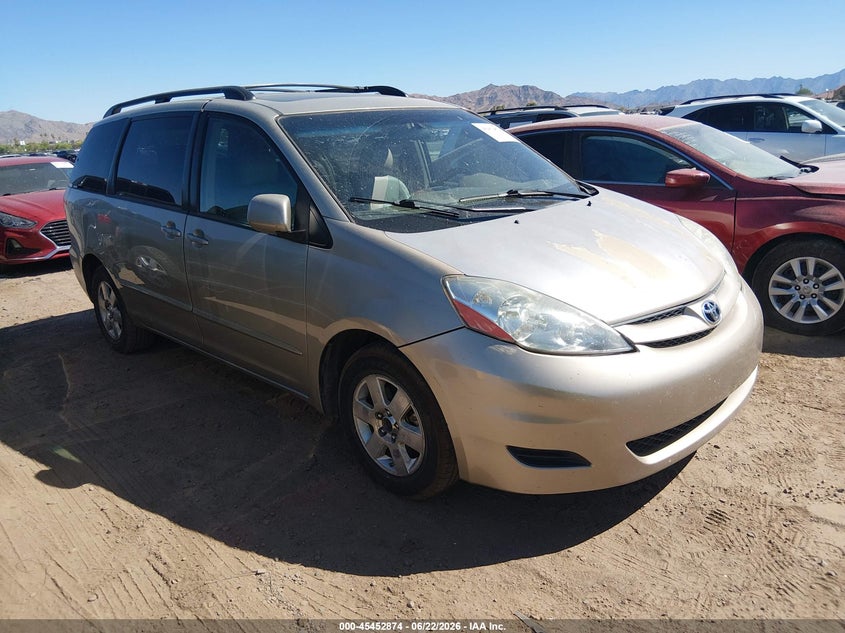 2008 Toyota Sienna VIN 5TDZK22C48S133471 IAAI salvage auction — NORMAL WEAR, Clear-Dealer Only (Arizona), sold $600 on 2026-07-28 (photo 1)
