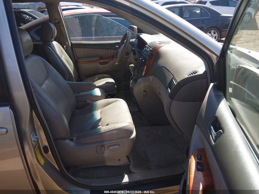2008 Toyota Sienna VIN 5TDZK22C48S133471 IAAI salvage auction — NORMAL WEAR, Clear-Dealer Only (Arizona), sold $600 on 2026-07-28 (photo 5)