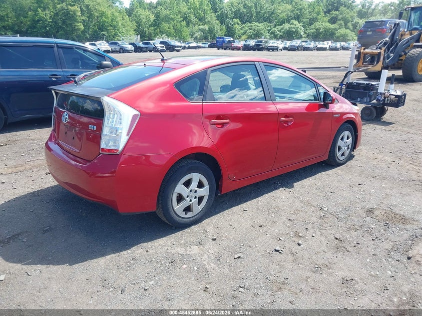 2011 Toyota Prius VIN JTDKN3DU6B1411375 IAAI salvage auction — SIDE, Salvage (Idaho), sold $2,000 on 2026-07-15 (photo 4)