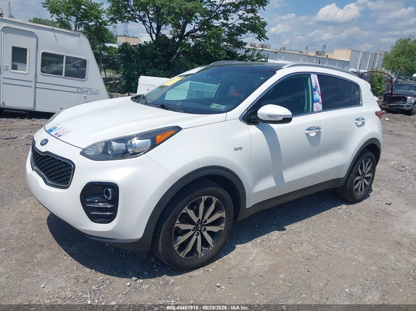 2017 Kia Sportage VIN KNDPNCAC4H7206628 IAAI salvage auction — SIDE, Salvage (Pennsylvania), sold $3,550 on 2026-07-17 (photo 2)