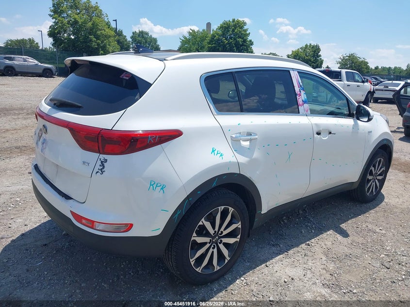 2017 Kia Sportage VIN KNDPNCAC4H7206628 IAAI salvage auction — SIDE, Salvage (Pennsylvania), sold $3,550 on 2026-07-17 (photo 4)
