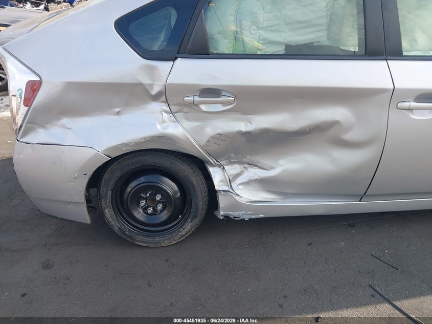 2014 Toyota Prius VIN JTDKN3DU7E0393981 IAAI salvage auction — REAR END, Salvage Title, sold $1,850 on 2026-07-17 (photo 6)