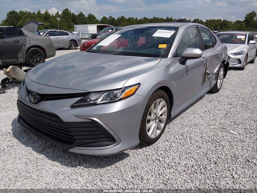 2024 Toyota Camry VIN 4T1C11AK5RU214225 IAAI salvage auction — LEFT SIDE, Salvage Title, sold $8,400 on 2026-07-30 (photo 2)