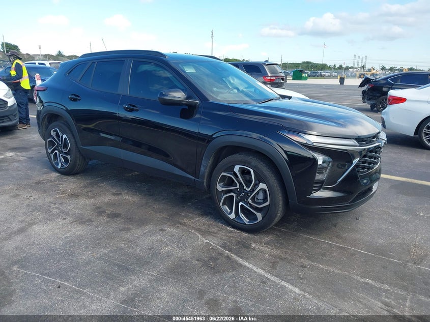2025 Chevrolet Trax VIN KL77LJEP6SC279809 IAAI salvage auction — SIDE, Rebuildable (Florida), sold $6,700 on 2026-07-30 (photo 1)