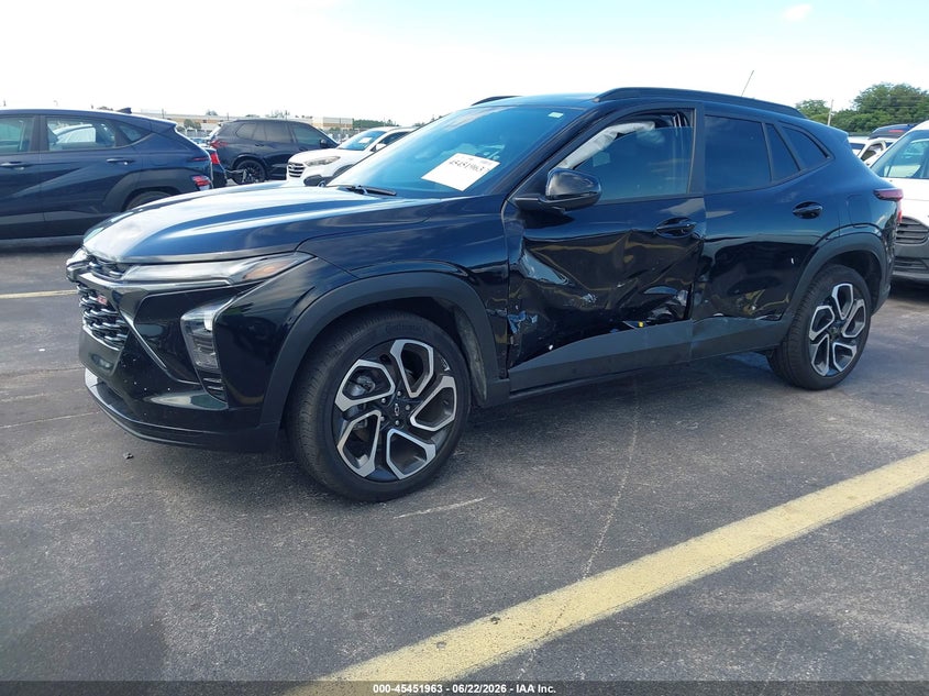 2025 Chevrolet Trax VIN KL77LJEP6SC279809 IAAI salvage auction — SIDE, Rebuildable (Florida), sold $6,700 on 2026-07-30 (photo 2)