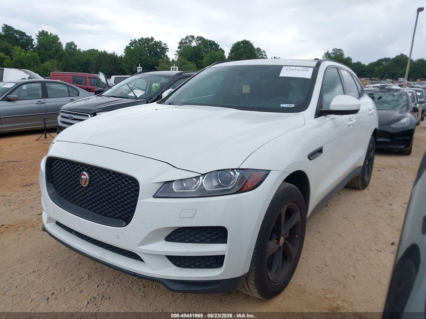 2017 Jaguar F-pace VIN SADCJ2BV4HA494971 IAAI salvage auction — REAR END, Salvage Title, sold $4,250 on 2026-09-14 (photo 2)