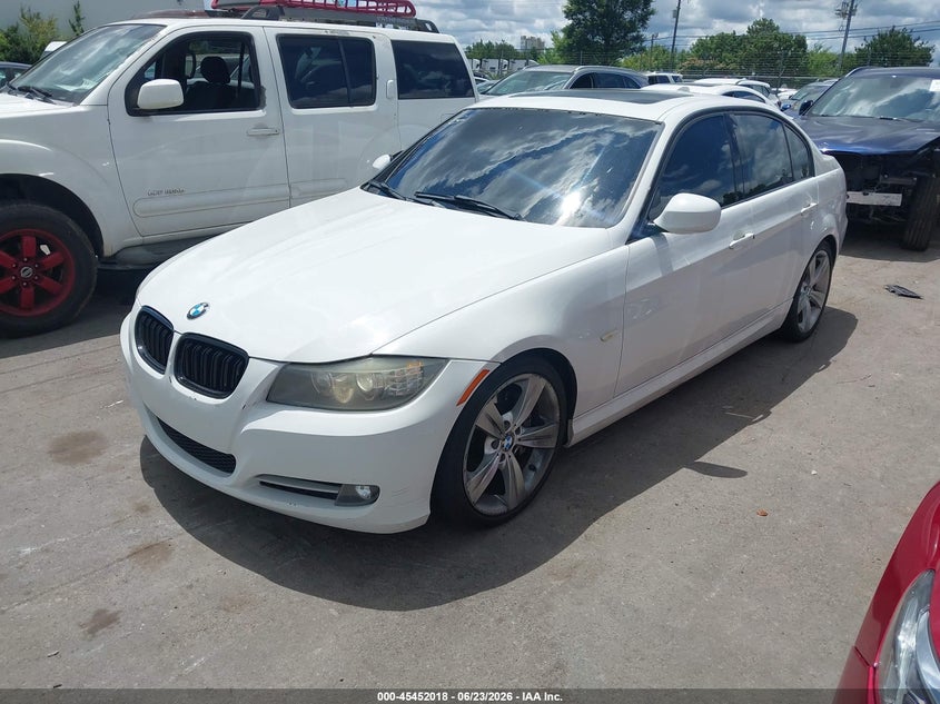 2011 BMW 3 series VIN WBAPM5C52BE576425 IAAI salvage auction — RIGHT REAR, Salvage (North Carolina), sold $1,800 on 2026-07-20 (photo 2)