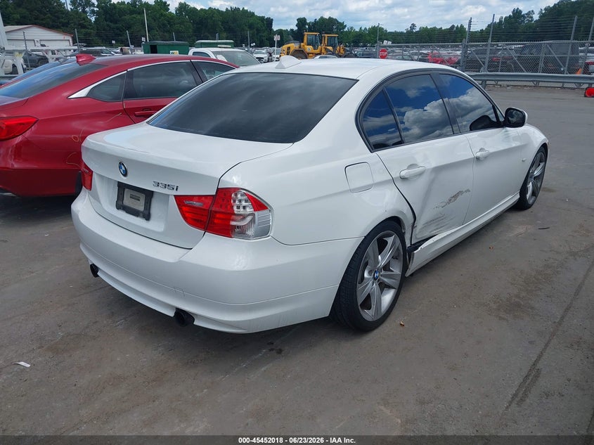 2011 BMW 3 series VIN WBAPM5C52BE576425 IAAI salvage auction — RIGHT REAR, Salvage (North Carolina), sold $1,800 on 2026-07-20 (photo 4)